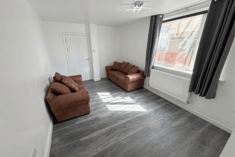 6 Bed HMO for Sale in Cathays, Cardiff CF24 | Stud