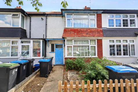 30 Southern Drive, Loughton, IG10 3BU