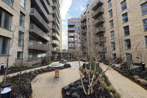 Courtyard pic 9.jpeg