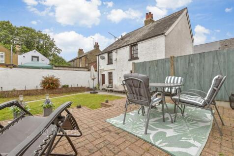 Patio / Decking