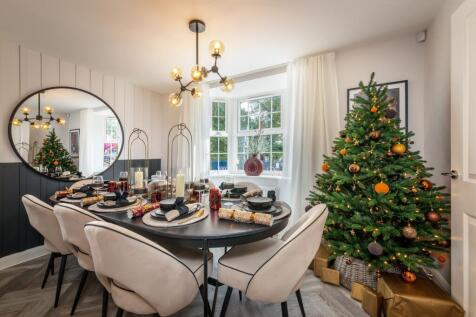 Clockmakers Christmas Dinning Area