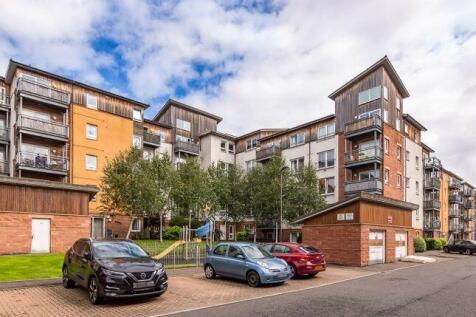 5248-20210511153924-albion-gardens-ext