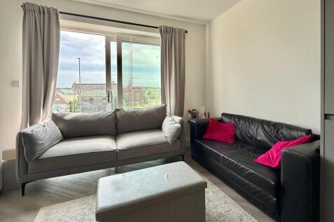 Wimborne Road, Poole, Dorset, BH15 photo 5