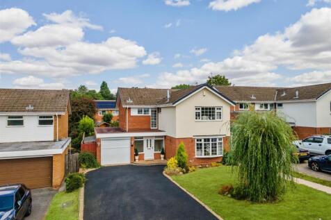17 Whitefields Crescent_1.jpg