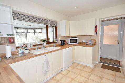 Kitchen (3)
