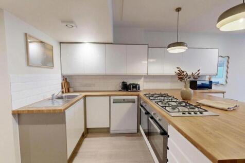 69, Furness Road, Manchester photo 5