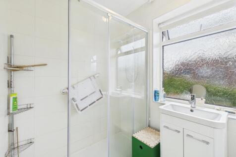 Cavendish Grove - Bathroom