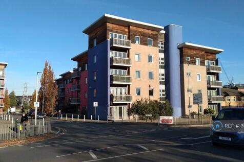 2-bed flat on Cubitt Way, Peterborough, PE2, £1,050/mo