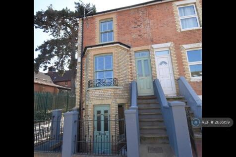 4-bed terraced on Donnington Gardens, Reading, RG1, £3,180/mo