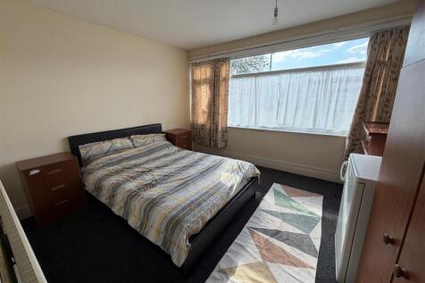 Room 5 new.jpg