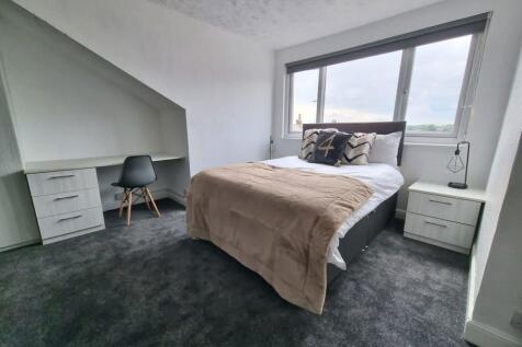 Royal Park Avenue, Hyde Park, Leeds LS6 1EZ photo 5