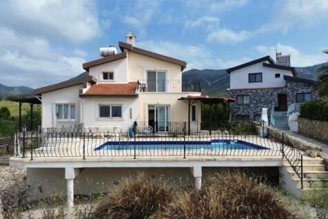 Front Line Sea View Traditional 3 Bedroom Villa with Private Swimming Pool, Fully Furnished, Title Deeds in Owners name and VAT paid Image 9999 2