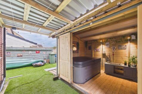 Garden &amp; Cabin