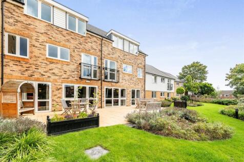 Owners Patio Area.jpg