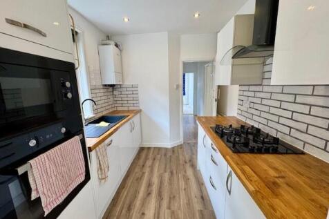 Lytham Road, SO18 photo 4