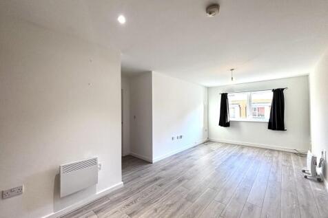 Living/Dining are...