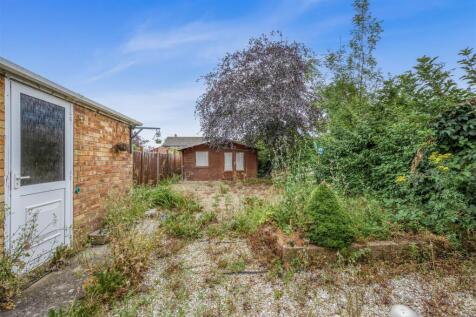 Rear Garden 2.jpg