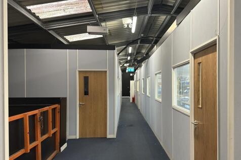 UNIT 6 Sutton Business Centre 6