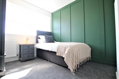 flat 1 room 8.JPG