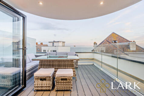 8670872-interiorW...