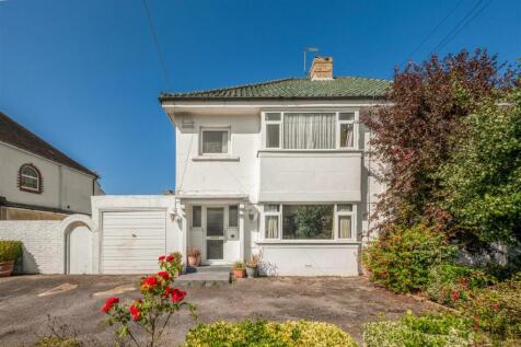 3 Court Farm Road-23.jpg