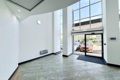 Office to rent Image 9