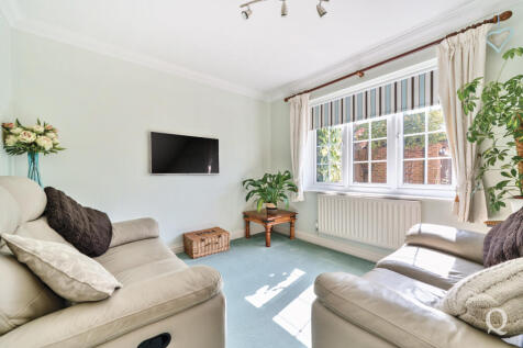 e2f491ff-2dbe-493...