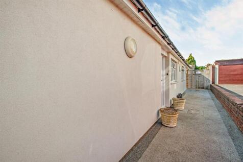 8689951-exterior02-800.jpg