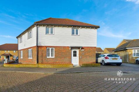 Sharfleet Crescent, Iwade - Front