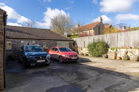 Driveway &amp; Parking &amp; Garage