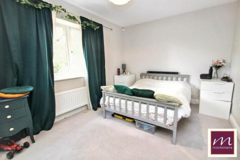 Richardson Close, Aylesbury, Buckinghamshire, HP19 photo 3