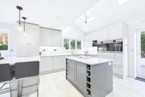 Open Plan Kitchen/ Dining/ Family Area