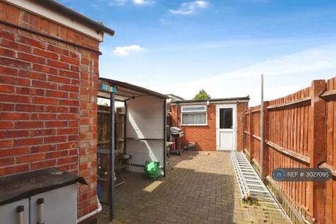 Rear Garden &amp; Garage
