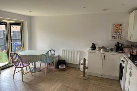 Flanders Close, Bicester, OX26 photo 5