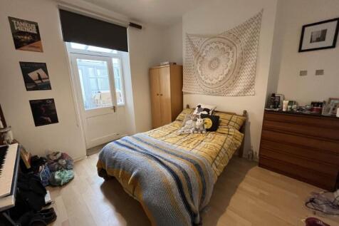 Cathays Terrace , Cathays , Cardiff photo 3