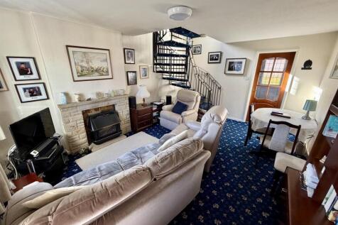 Bramleys Estate Agents - Norman Road - Mirfield (1