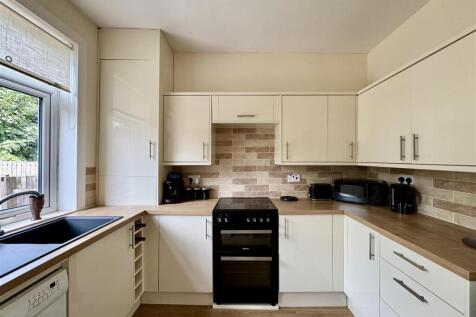 Watercroft, Huddersfield, HD5 photo 3