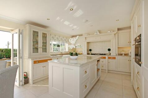 LIVING DINING KITCHEN AND ORANGERY