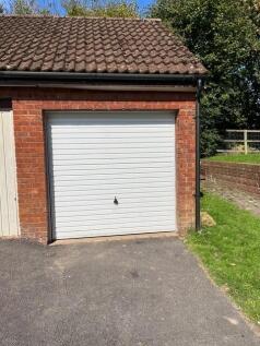 Garage 2