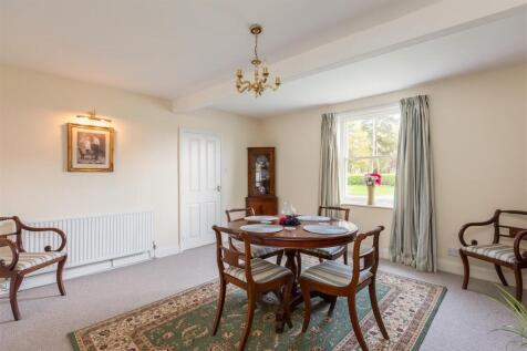 Rose Garth Dining Room-2.JPG