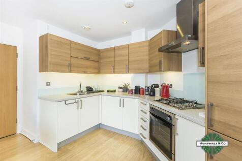 72 Thomas Jacomb Place - 10.jpg