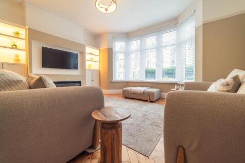 Award-winning Media team on EVERY Listing_2