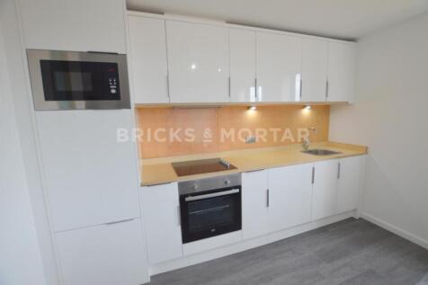 12 Heaton Bank Kitchen (002).jpg