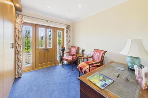 Entrance Hall/Home Office