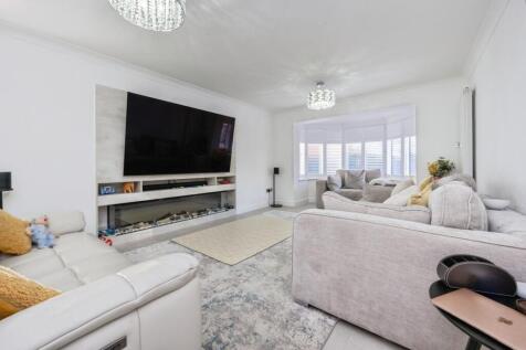 Lounge 1