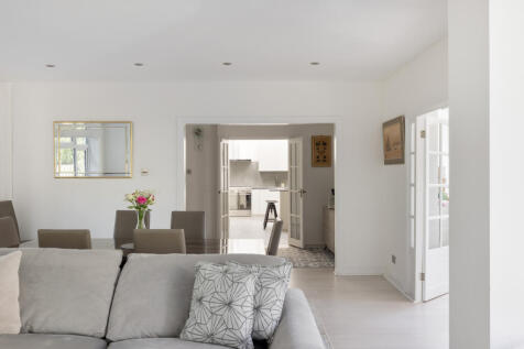 The Private Realtor - 442 Selsdon Road - 8_Hi