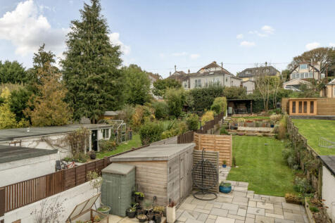 1384885-1-69270ee...