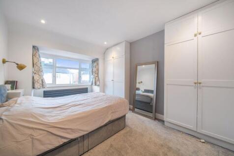 Bedroom 1 angle 1