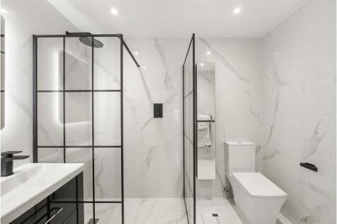 Jack &amp; Jill En-suite