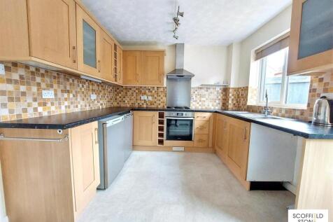 Malvern Close, Mickleover, Derby photo 3